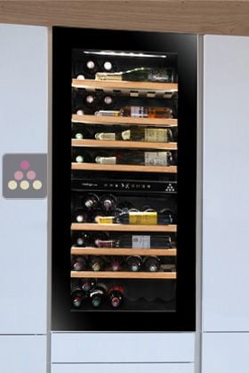 Full height self ventilated integrated wine cellar with 2 serving temperatures - Push/Pull opening