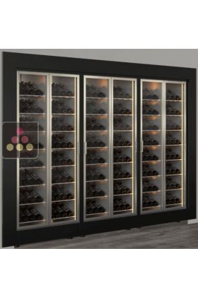 Built-in combination of 3 multi-temperature wine display cabinets - Inclined bottles - Flat frame